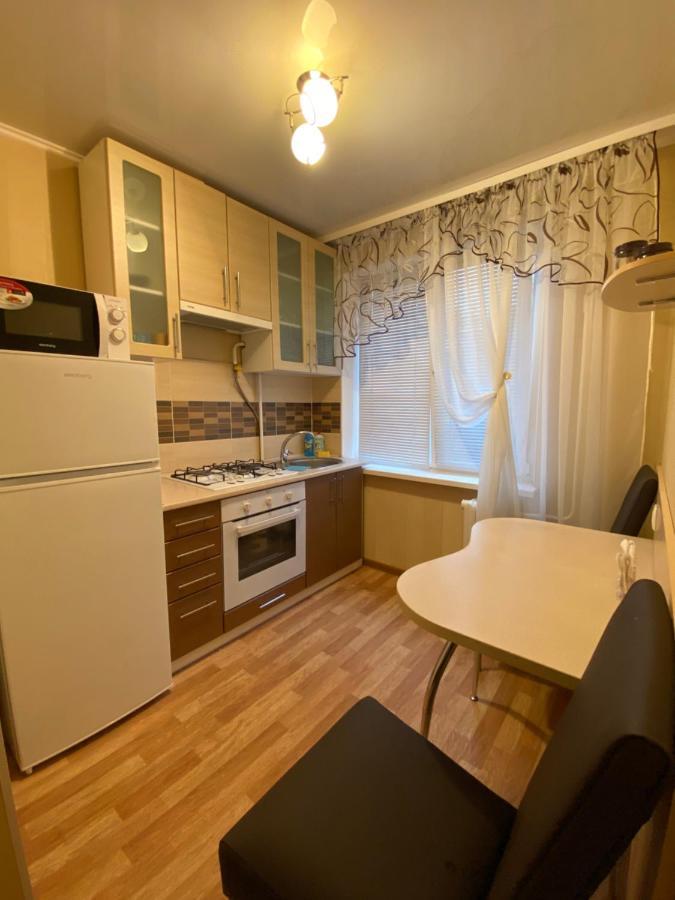 2 Комнатная Квартира, До 6 Спальных Мест Кривой Рог Екстериор снимка