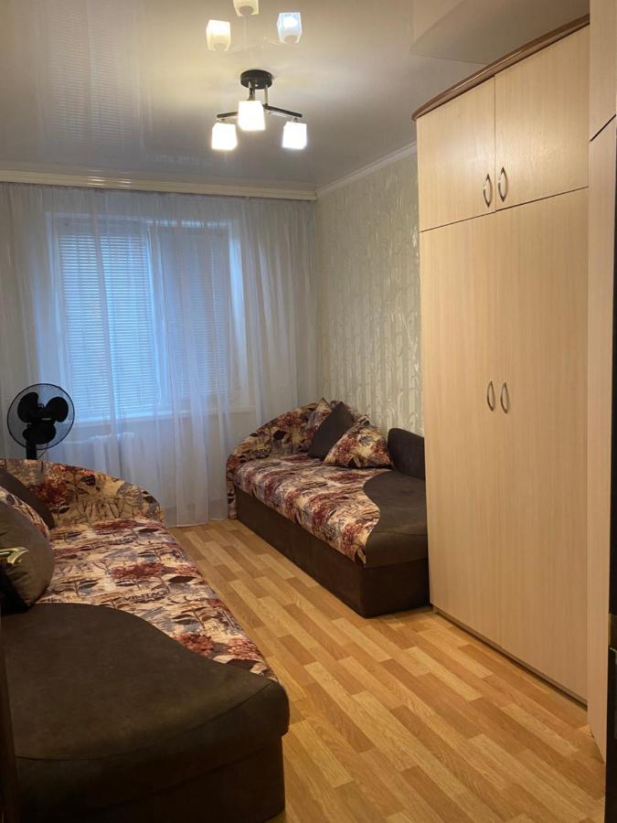 2 Комнатная Квартира, До 6 Спальных Мест Кривой Рог Екстериор снимка